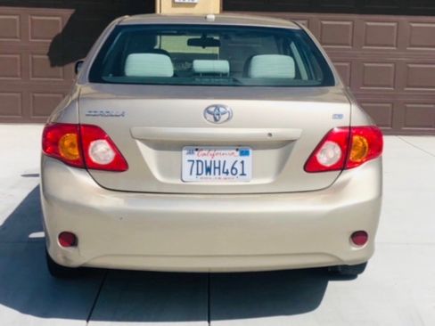 Used 2009 Toyota Corolla LE w/ All Weather Guard Pkg FWD image 5