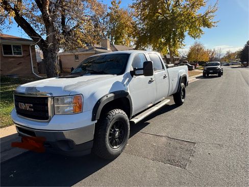 Used 2013 GMC Sierra 3500 W/T image 13