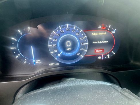 Used 2019 Cadillac Escalade Premium Luxury AWD/4WD image 10