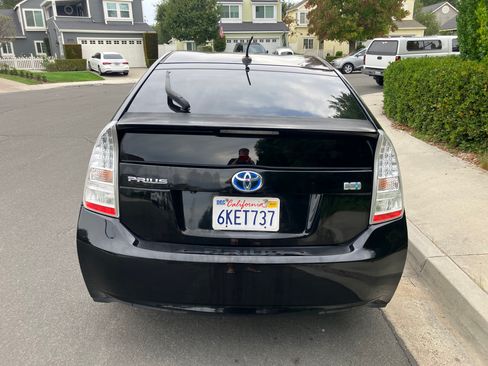 Used 2010 Toyota Prius Five image 8