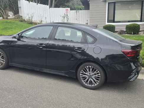 Used 2022 Kia Forte GT-Line image 1