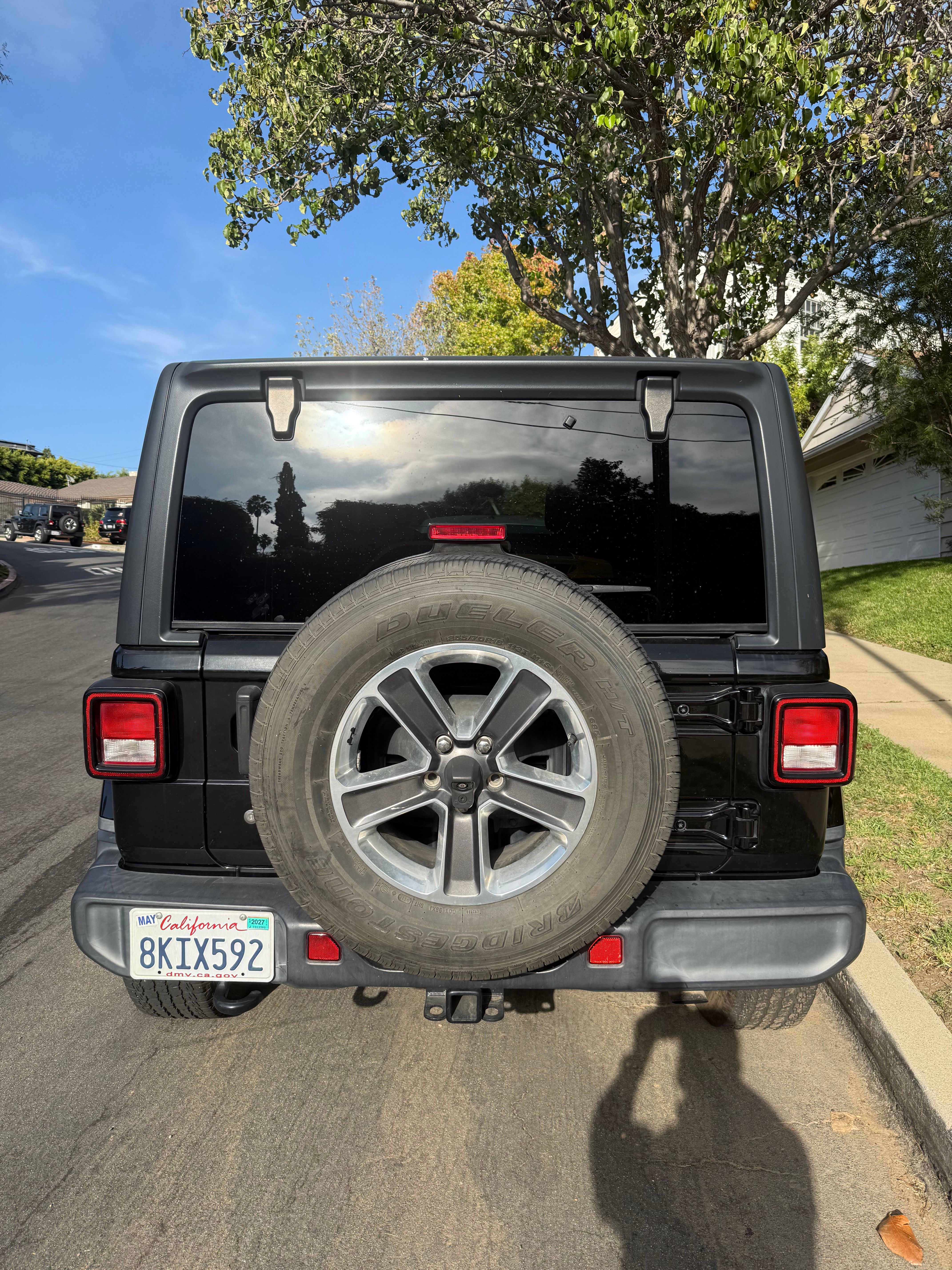Used 2019 Jeep Wrangler Unlimited Sahara AWD/4WD image 2