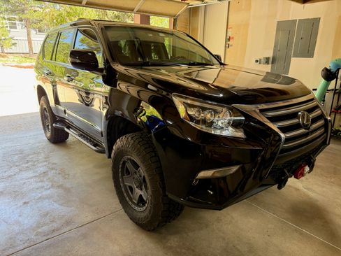 Used 2016 Lexus GX 460 Luxury AWD/4WD image 2