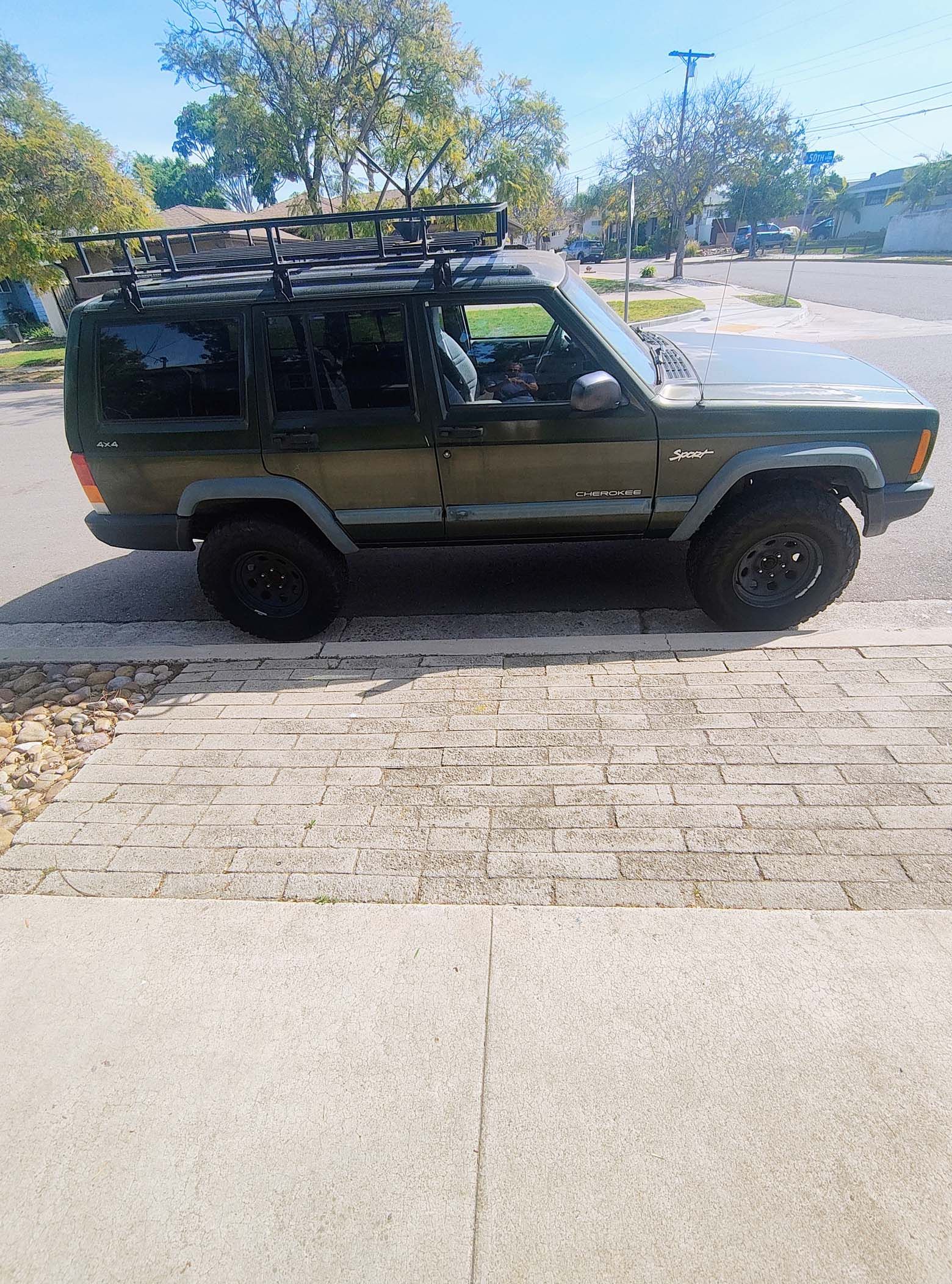 Used 1998 Jeep Cherokee Sport AWD/4WD image 10