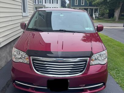 Used 2016 Chrysler Town & Country Touring w/ Driver Convenience Group