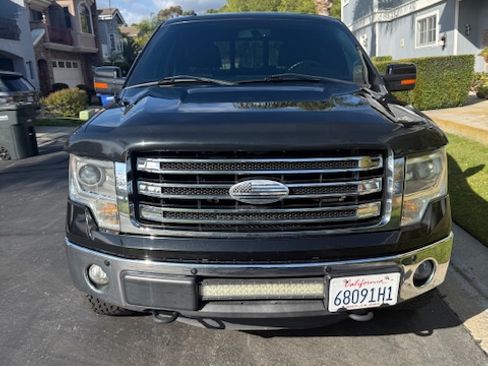 Used 2013 Ford F150 Lariat w/ Luxury Equipment Group AWD/4WD image 4