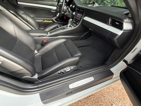 Used 2018 Porsche 911 Carrera S RWD image 30