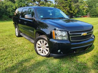 Used 2013 Chevrolet Suburban LT image 1