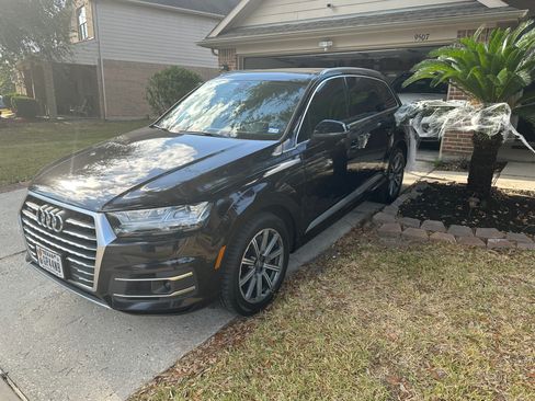 Used 2018 Audi Q7 3.0T Prestige w/ Prestige Package AWD/4WD image 4