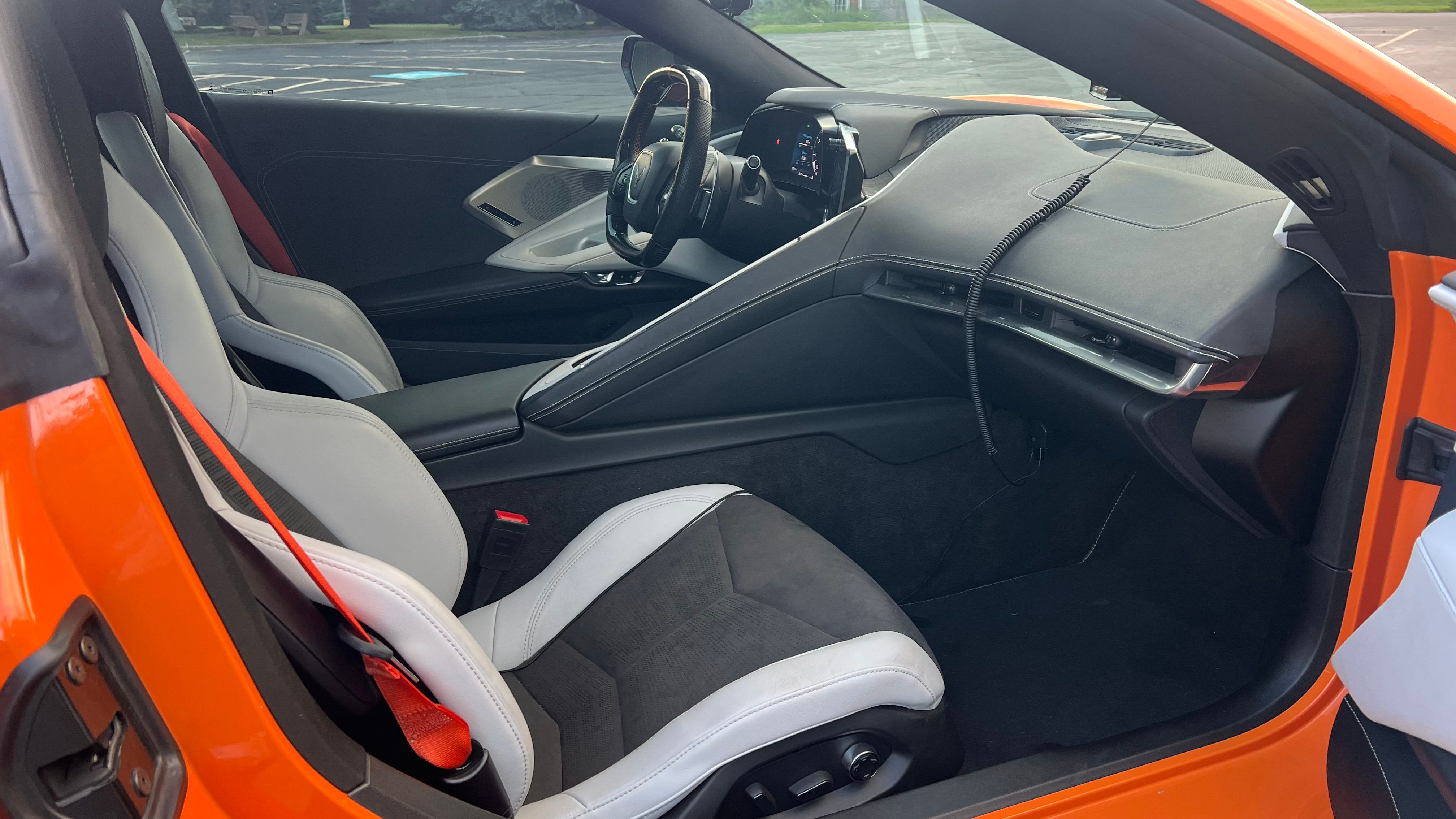 Used 2022 Chevrolet Corvette Stingray Preferred Cpe w/ Z51 Performance Package RWD image 9