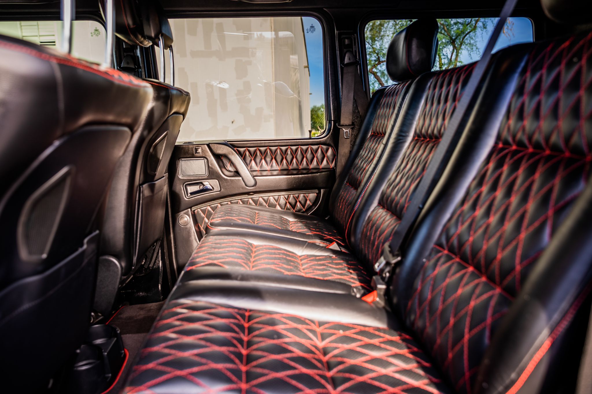 Used 2015 Mercedes-Benz G 550 image 19
