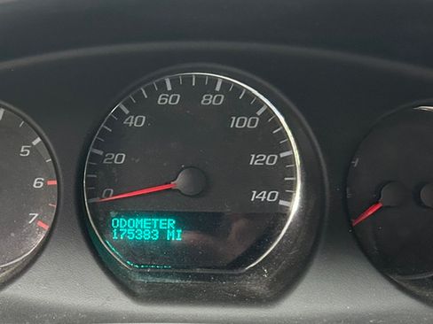 Used 2007 Chevrolet Monte Carlo LT FWD image 7