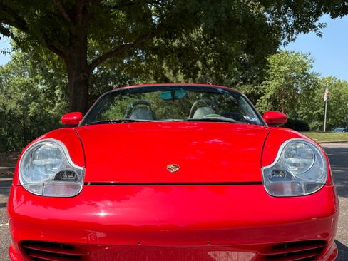 Used 2003 Porsche Boxster RWD image 9