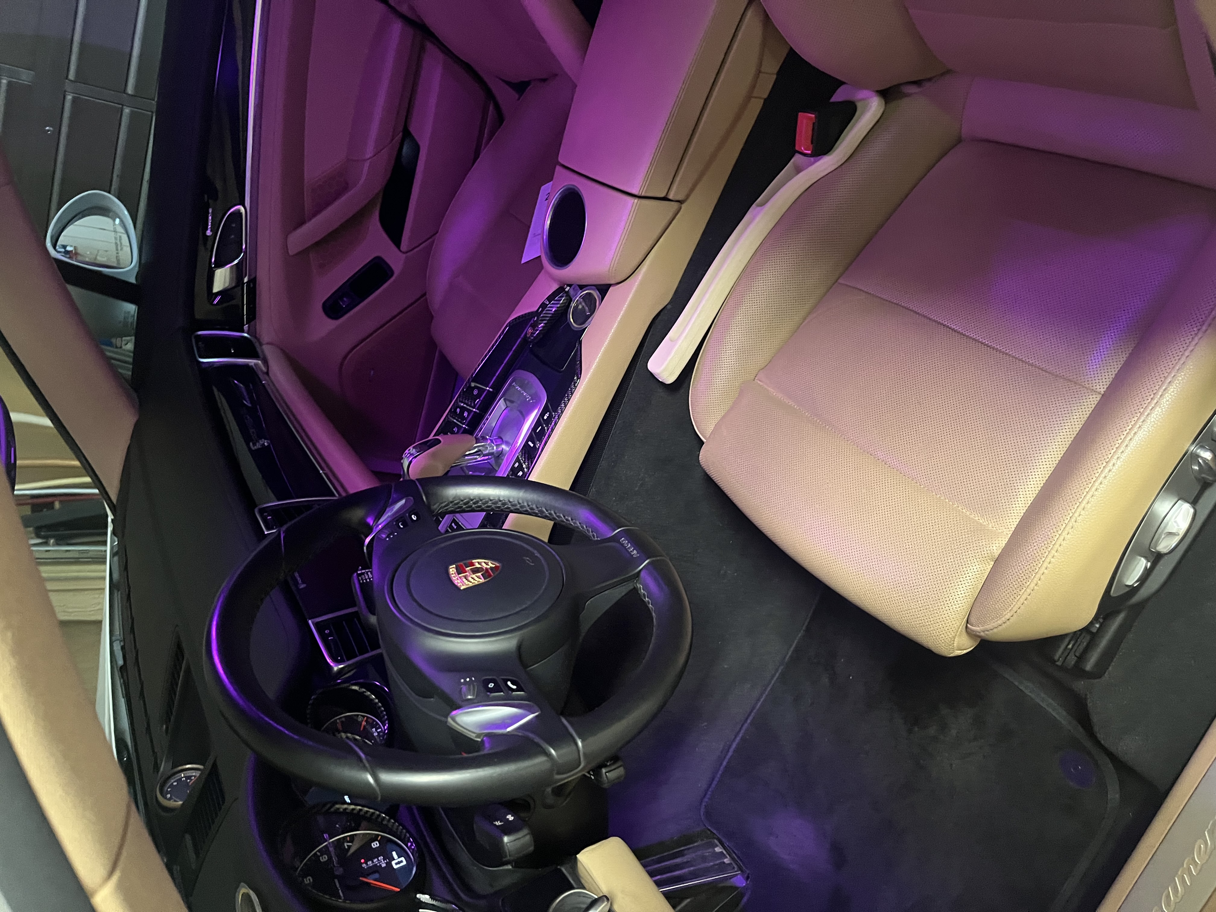 Used 2015 Porsche Panamera image 10
