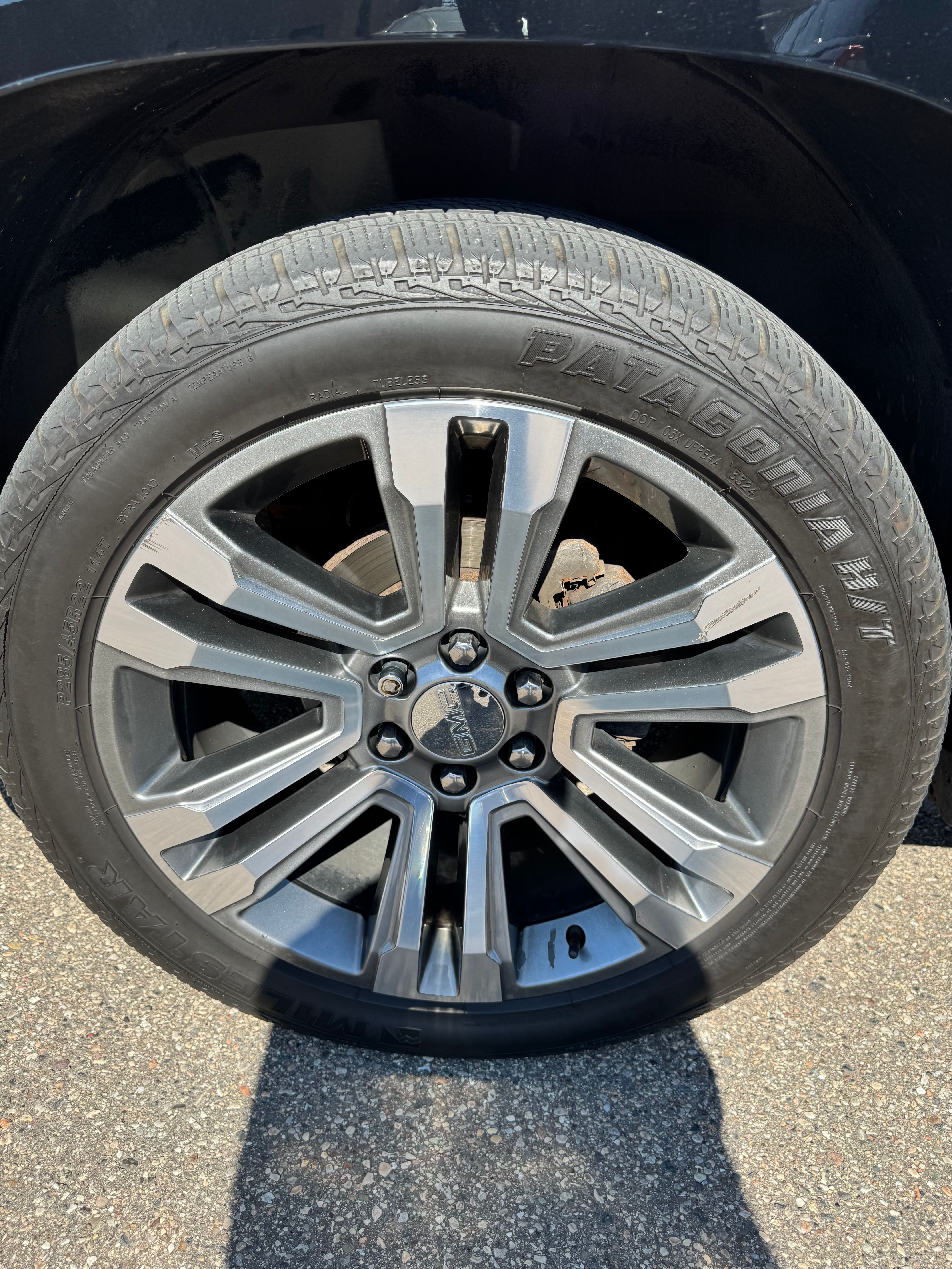 Used 2018 GMC Yukon Denali w/ Denali Ultimate Package AWD/4WD image 12
