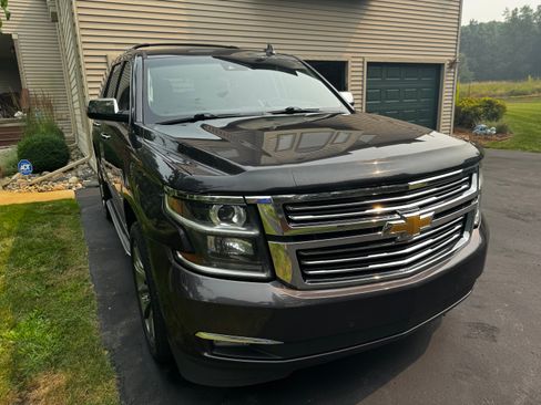 Used 2016 Chevrolet Tahoe LTZ AWD/4WD image 2