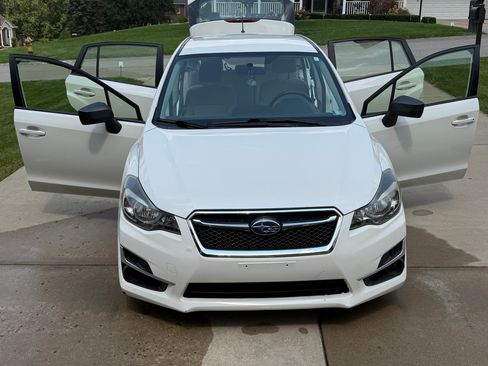 Used 2016 Subaru Impreza 2.0i AWD/4WD image 8