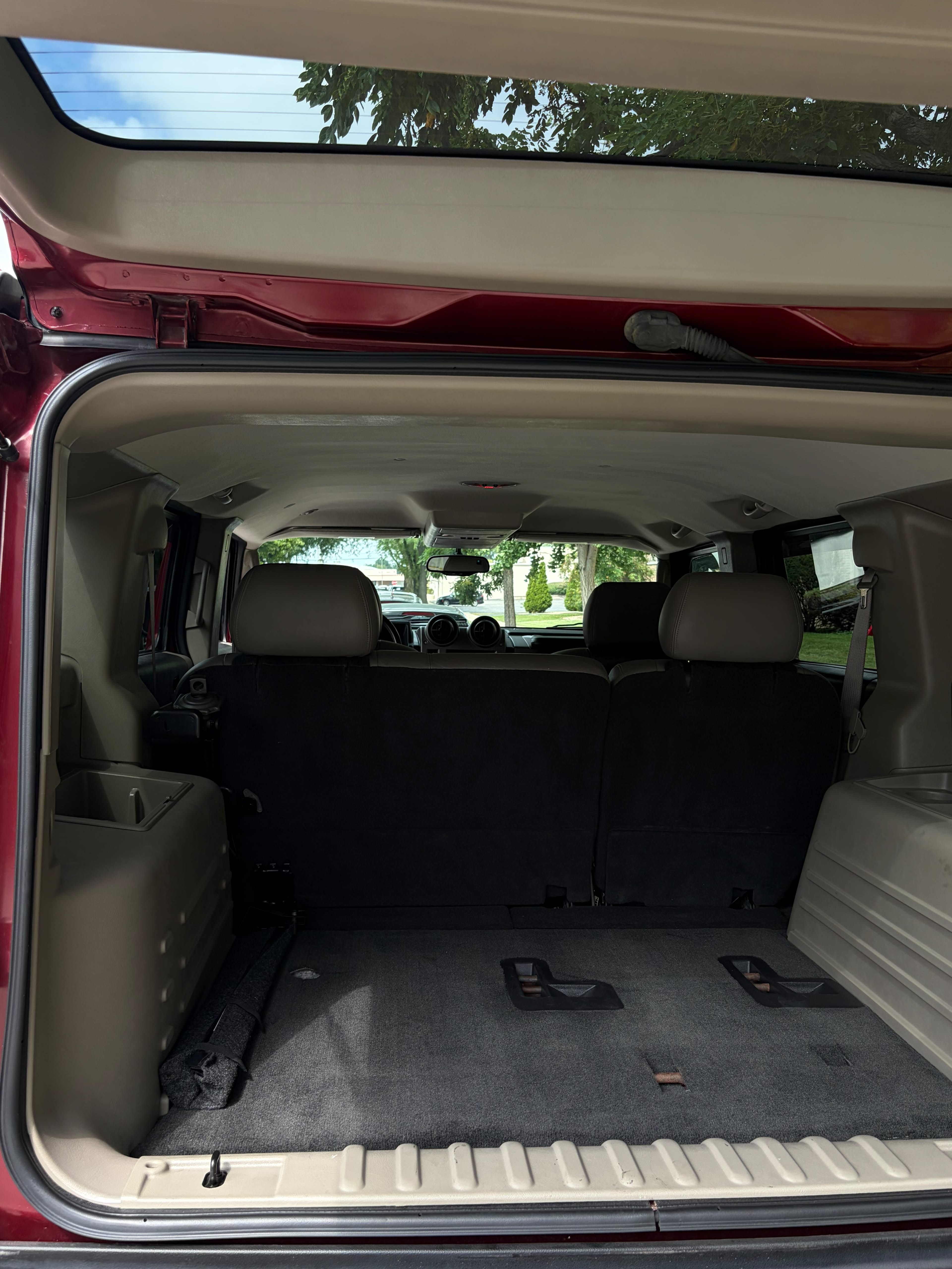 Used 2003 HUMMER H2 w/ Preferred Equipment Group AWD/4WD image 12