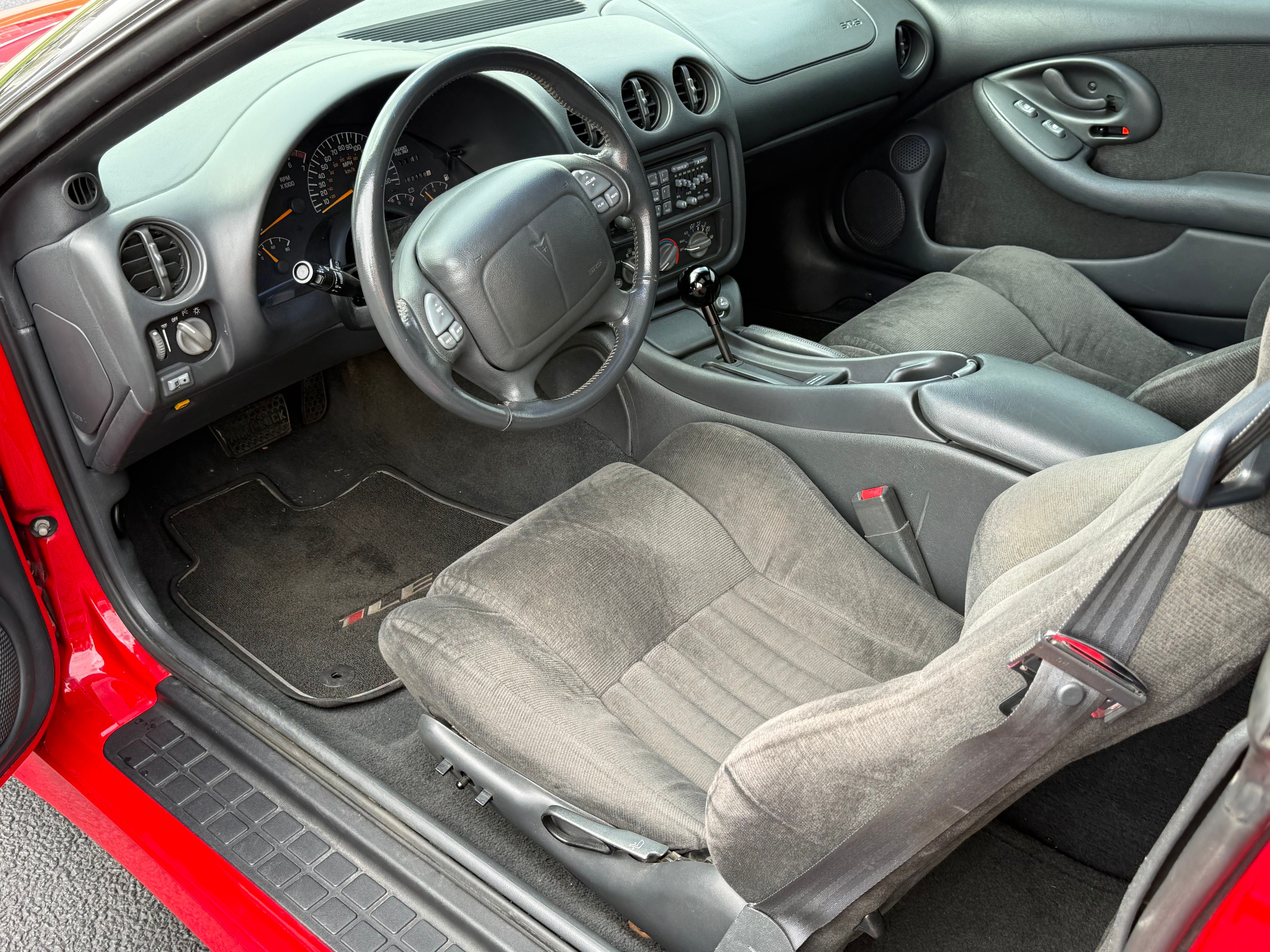 Used 1996 Pontiac Firebird Trans Am RWD image 6