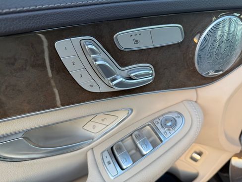 Used 2017 Mercedes-Benz C 300 Sedan image 14