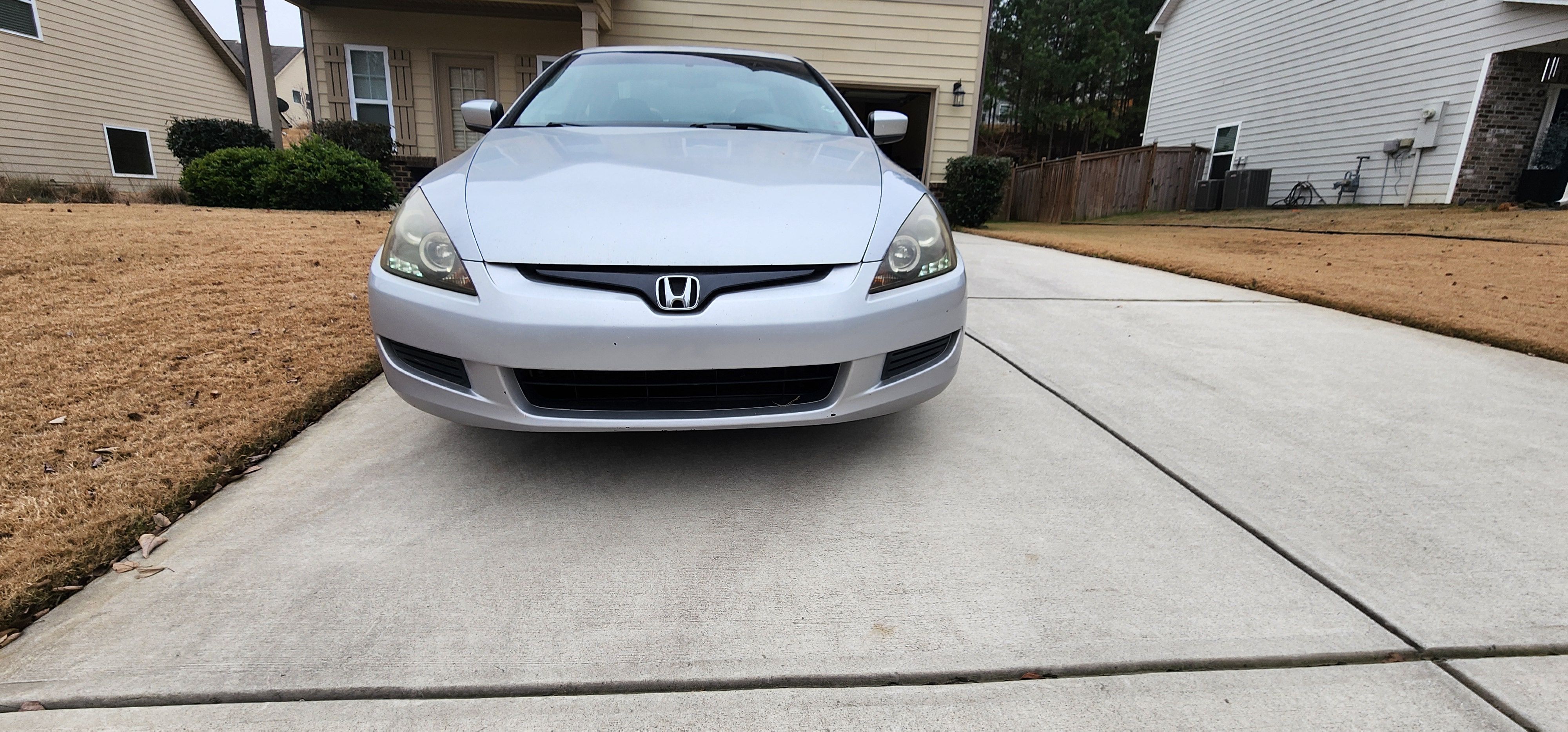 Used 2004 Honda Accord EX image 9