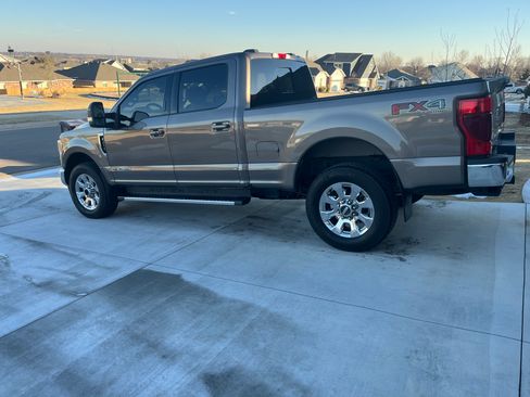 Used 2020 Ford F250 Lariat w/ Lariat Ultimate Package image 4