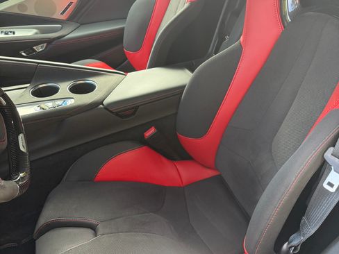 Used 2026 Chevrolet Corvette Z06 RWD image 17