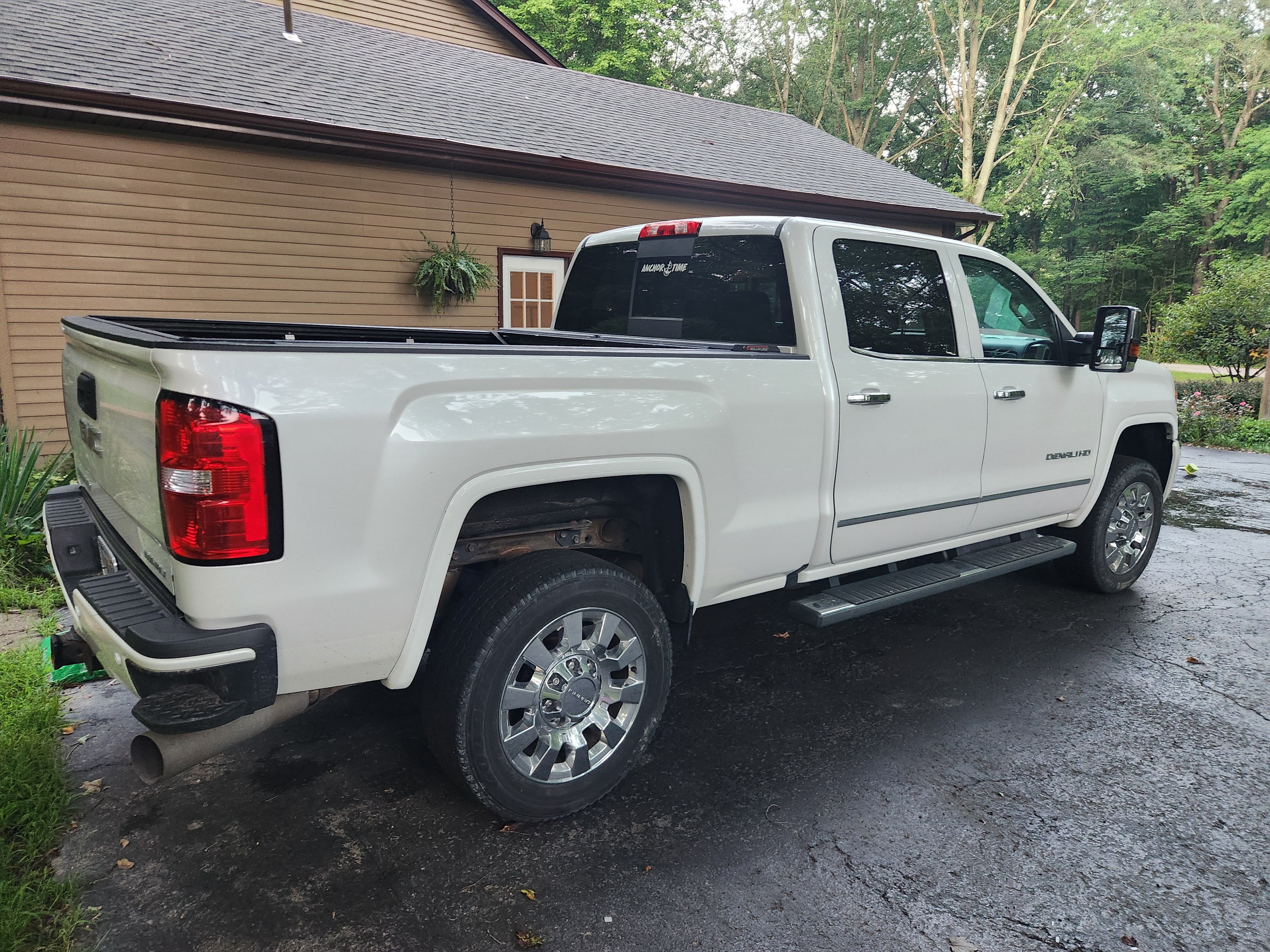 Used 2019 GMC Sierra 2500 Denali AWD/4WD image 5