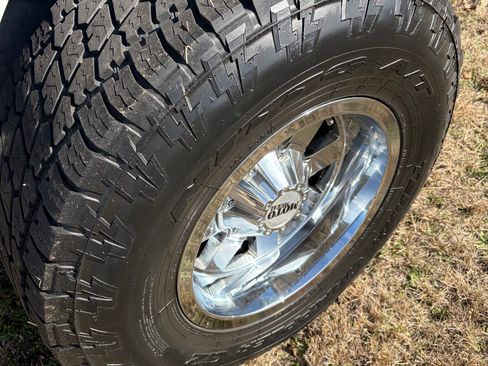 Used 2017 Jeep Wrangler Unlimited Sahara w/ Max Tow Package image 19