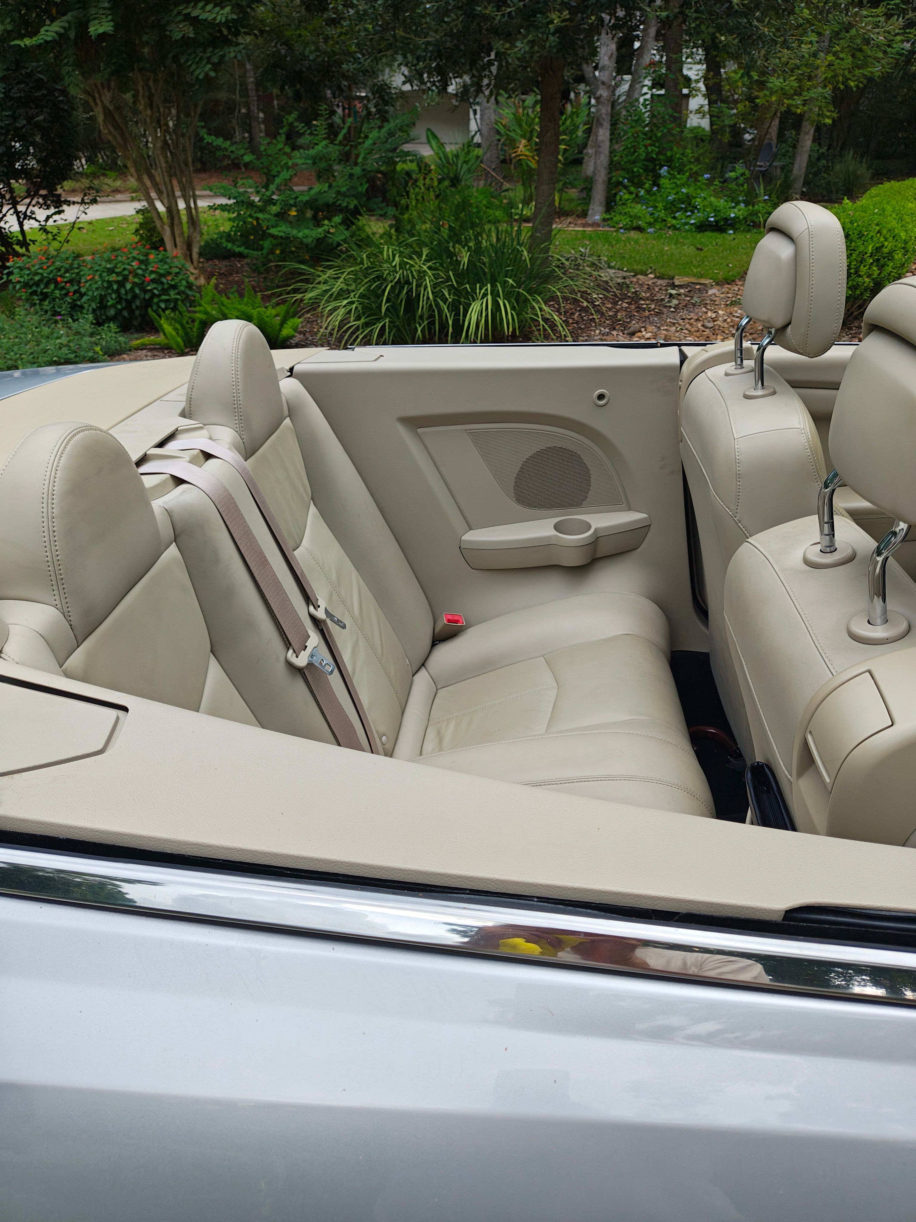 Used 2011 Chrysler 200 Limited FWD image 10