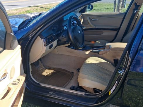 Used 2006 BMW 325i Sedan image 9