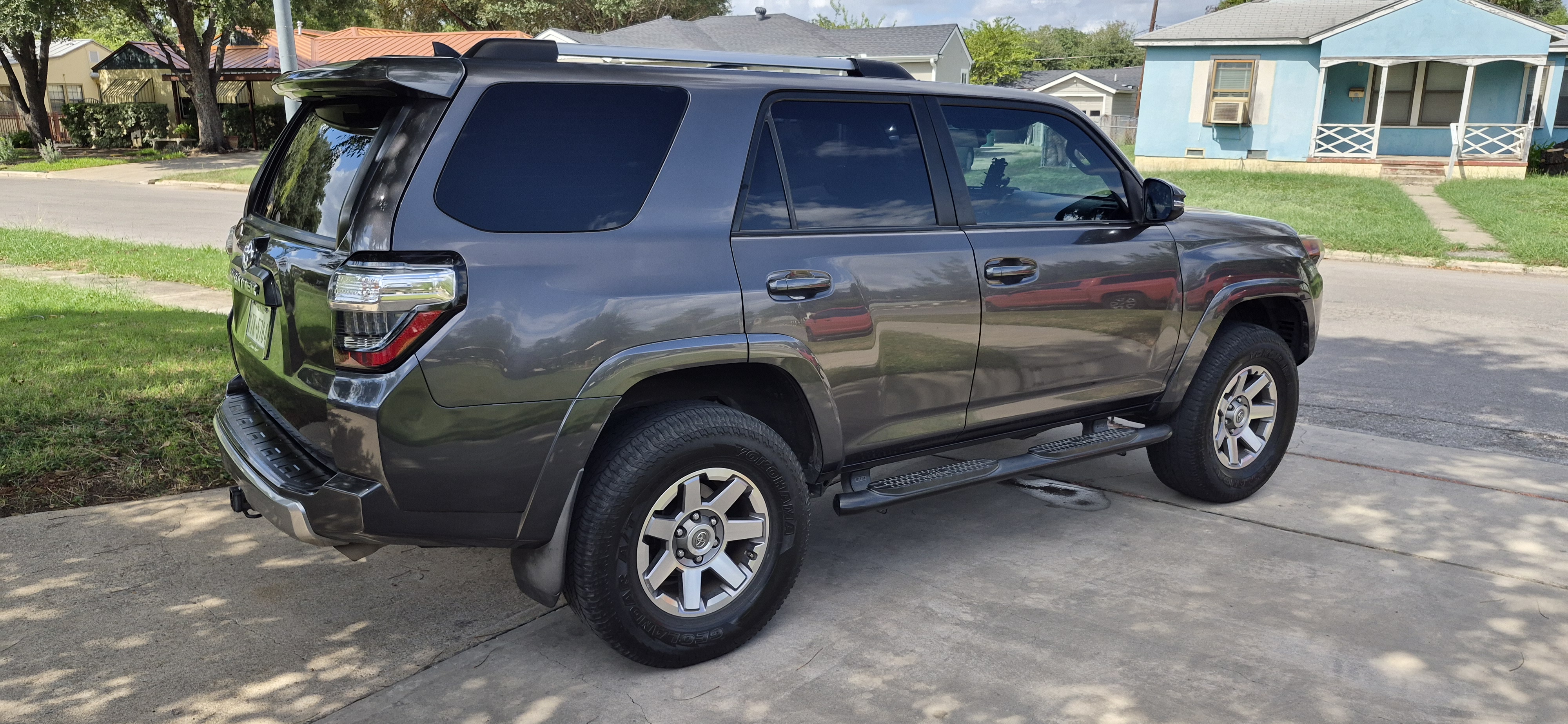 Used 2015 Toyota 4Runner Trail Premium AWD/4WD image 5