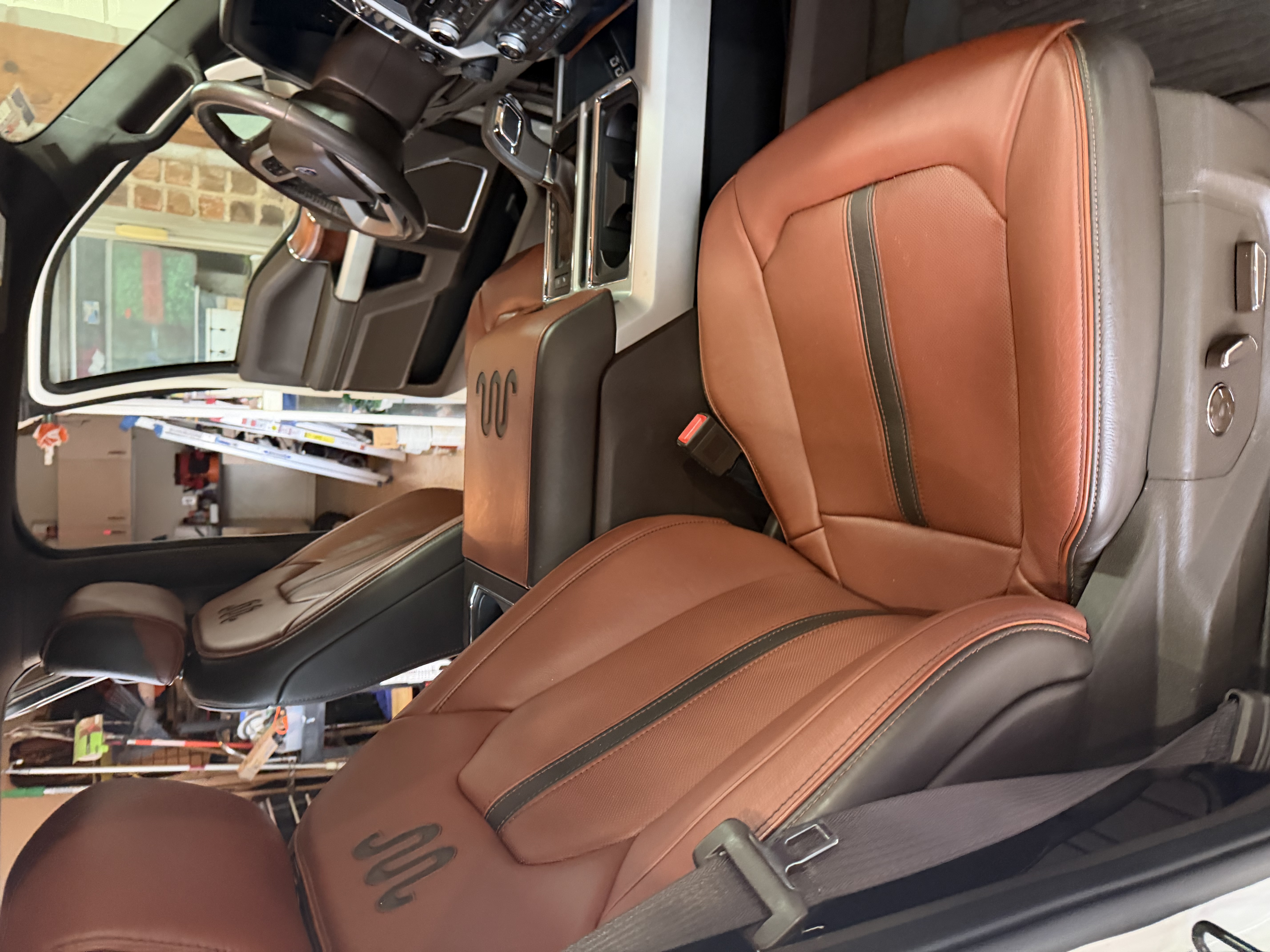 Used 2019 Ford F150 King Ranch w/ Equipment Group 601A Luxury AWD/4WD image 13