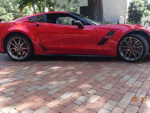 Used 2019 Chevrolet Corvette Grand Sport RWD image 5