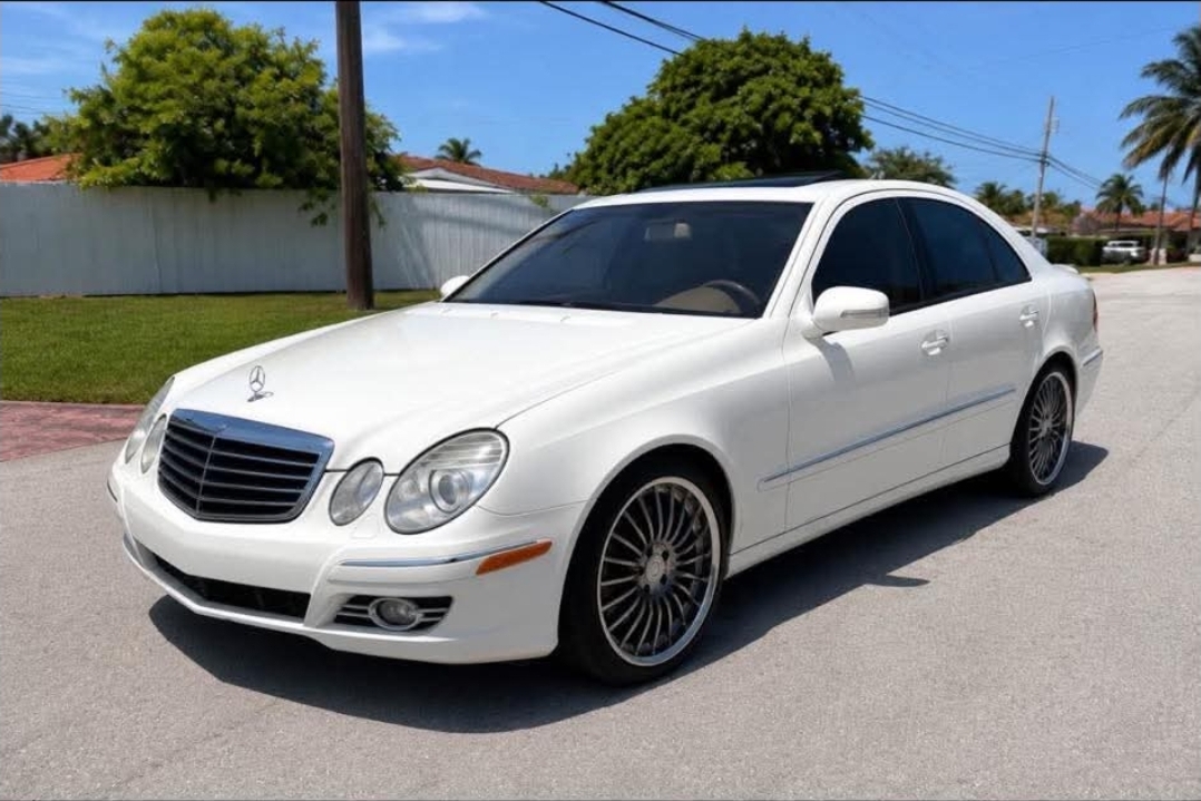 Used 2007 Mercedes-Benz E 550 Sedan image 6