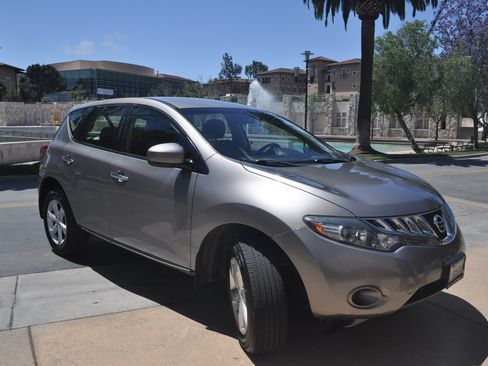 Used 2009 Nissan Murano S image 11