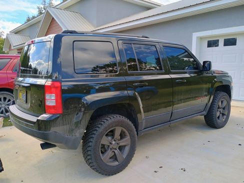 Used 2017 Jeep Patriot 75th Anniversary w/ Power Value Group image 6