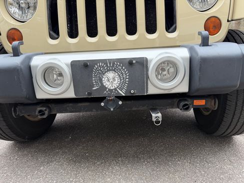 Used 2011 Jeep Wrangler Unlimited Sahara w/ Dual Top Group image 26