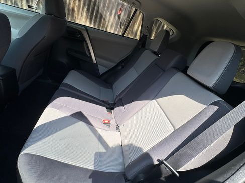 Used 2013 Toyota RAV4 XLE AWD/4WD image 12