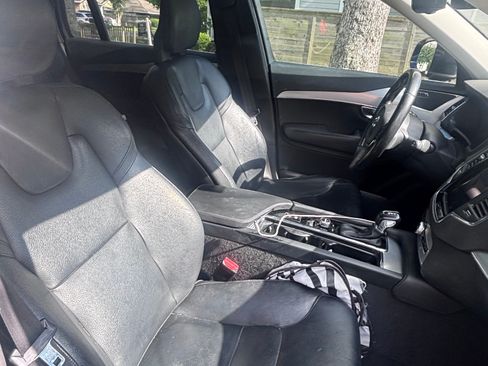 Used 2016 Volvo XC90 T5 Momentum AWD/4WD image 2