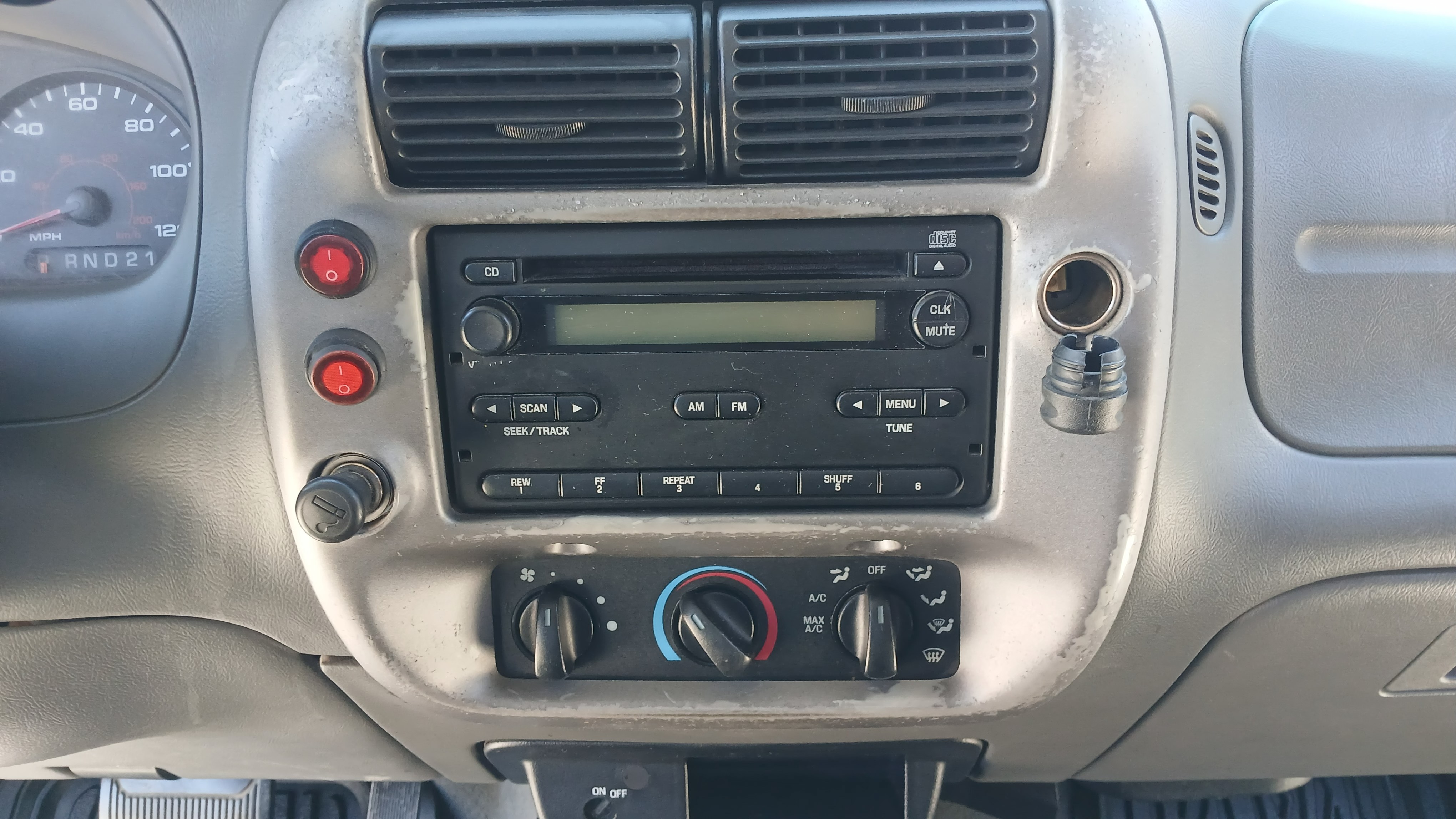 Used 2004 Ford Ranger XLT RWD image 10