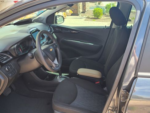 Used 2020 Chevrolet Spark LT image 4