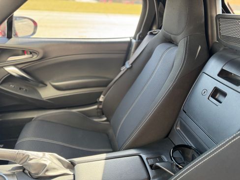 Used 2018 FIAT 124 Spider Classica w/ Technology & Siriusxm Group image 20