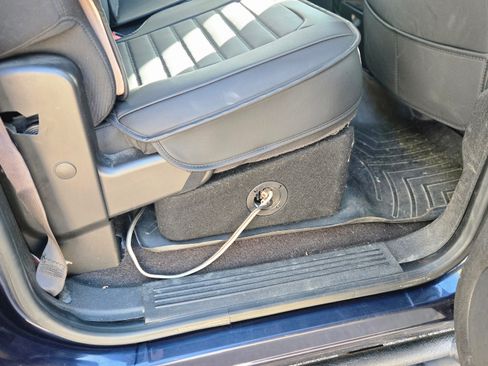 Used 2010 GMC Sierra 1500 SLE w/ Power Pack Plus image 14