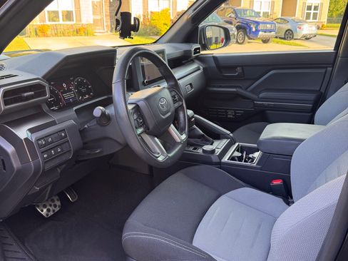 Used 2025 Toyota 4Runner TRD Sport RWD image 18