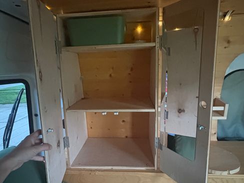 Used 2011 Ford Transit Connect XLT FWD image 9