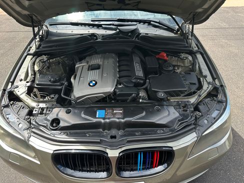 Used 2007 BMW 530xi Sedan AWD/4WD image 6