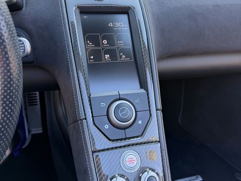 Used 2015 McLaren 650S Spider image 13