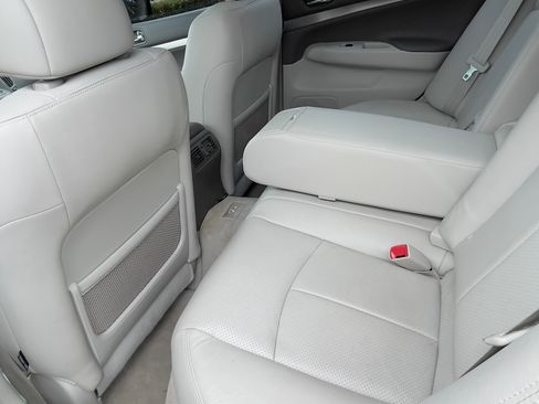 Used 2012 INFINITI G37 x Sedan w/ Premium Pkg AWD/4WD image 9