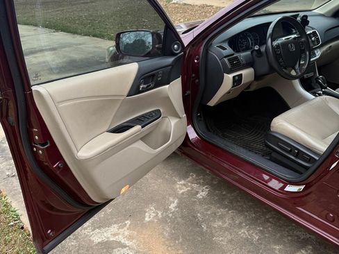 Used 2015 Honda Accord EX-L image 17